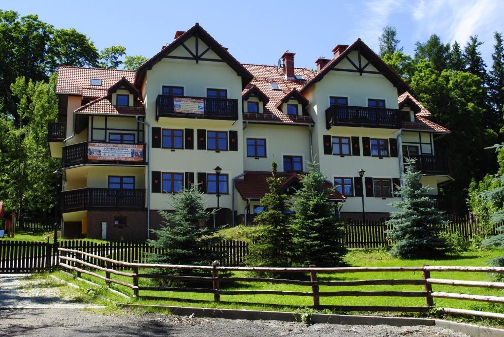 Apartamenty Sun Seasons 24 - Rezydencja Parkowa Schreiberhau Exterior foto